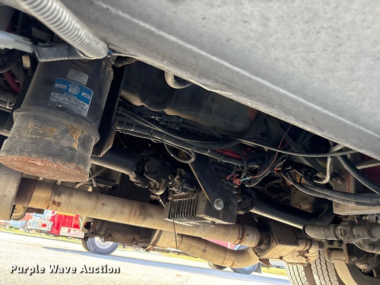 image for item EM6167 2006 American LaFance Metropolitan pumper fire truck