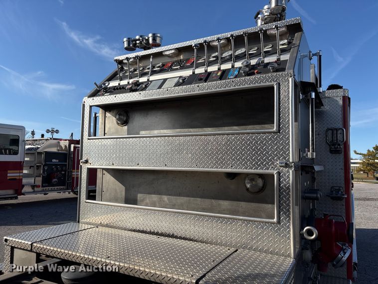 image for item EM6167 2006 American LaFance Metropolitan pumper fire truck