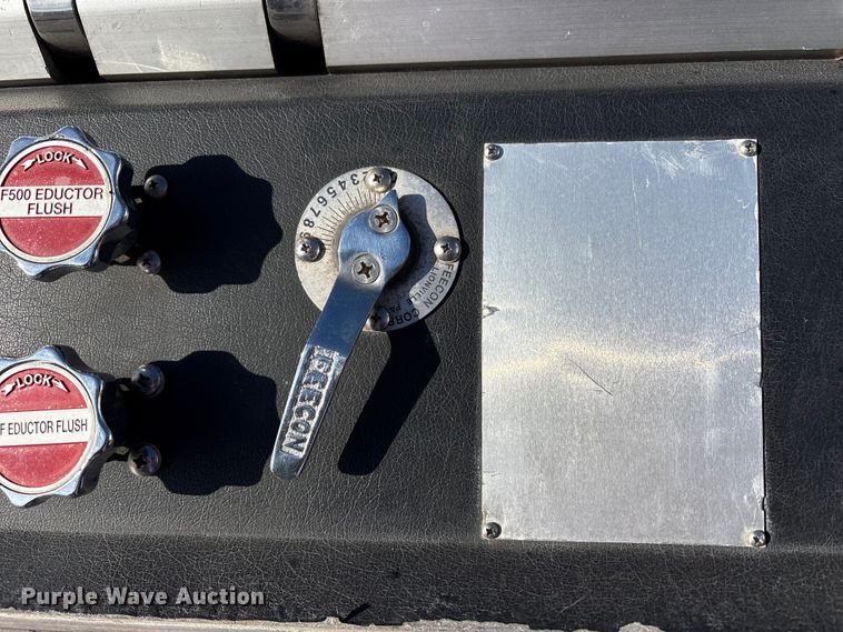 image for item EM6167 2006 American LaFance Metropolitan pumper fire truck