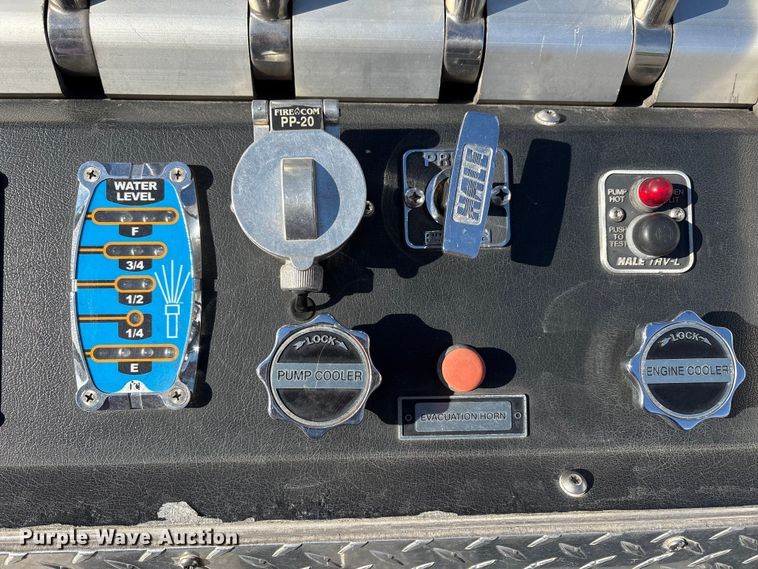 image for item EM6167 2006 American LaFance Metropolitan pumper fire truck