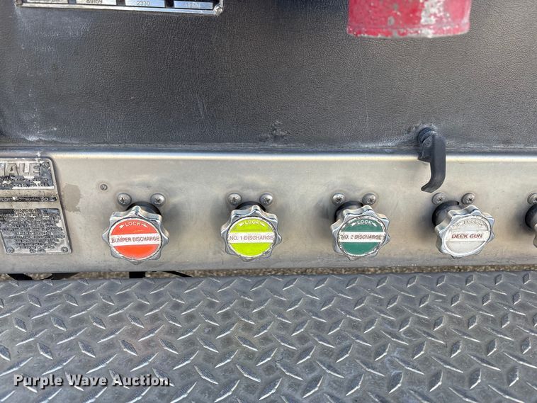 image for item EM6167 2006 American LaFance Metropolitan pumper fire truck