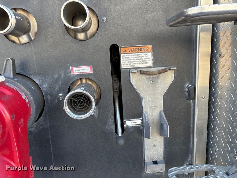 image for item EM6167 2006 American LaFance Metropolitan pumper fire truck