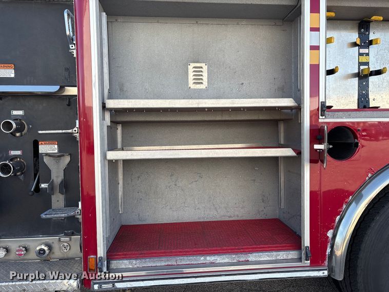 image for item EM6167 2006 American LaFance Metropolitan pumper fire truck