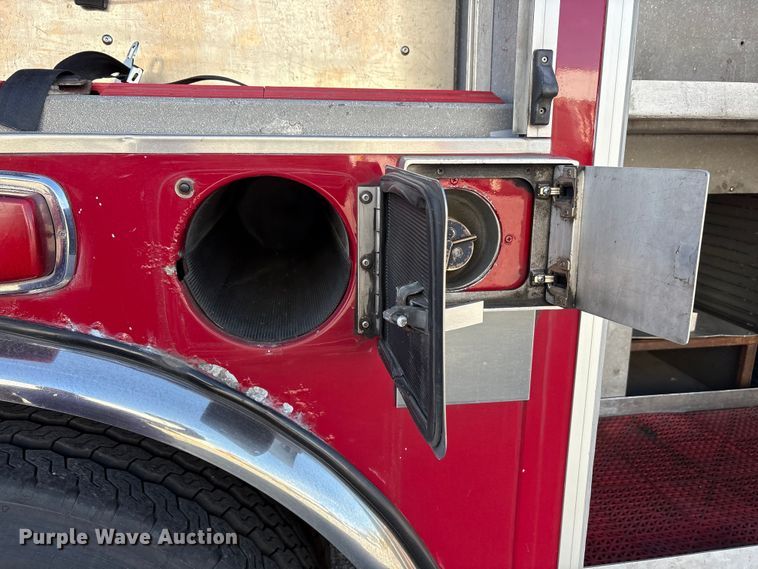 image for item EM6167 2006 American LaFance Metropolitan pumper fire truck