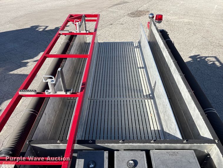 image for item EM6167 2006 American LaFance Metropolitan pumper fire truck