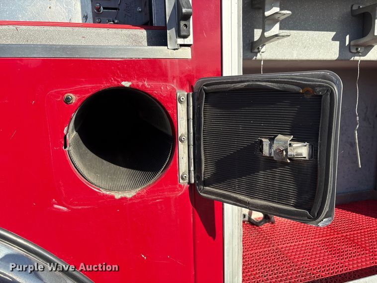 image for item EM6167 2006 American LaFance Metropolitan pumper fire truck