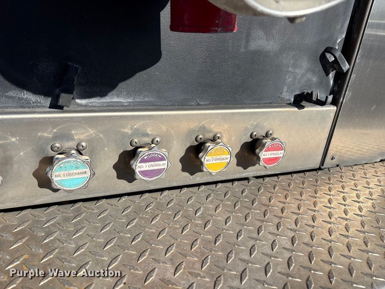 image for item EM6167 2006 American LaFance Metropolitan pumper fire truck