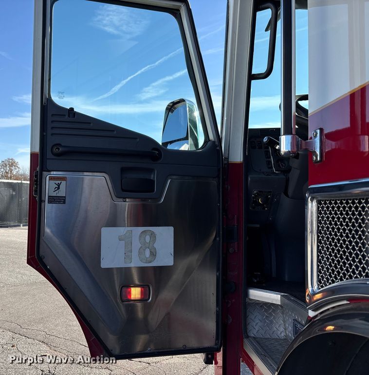 image for item EM6167 2006 American LaFance Metropolitan pumper fire truck