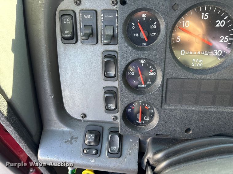 image for item EM6167 2006 American LaFance Metropolitan pumper fire truck