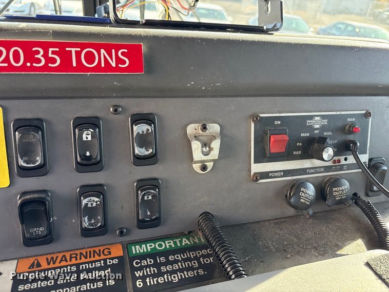 image for item EM6167 2006 American LaFance Metropolitan pumper fire truck