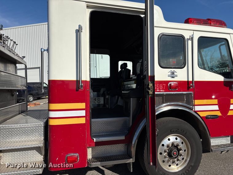 image for item EM6167 2006 American LaFance Metropolitan pumper fire truck