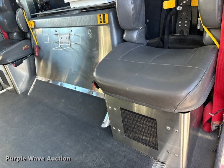 image for item EM6167 2006 American LaFance Metropolitan pumper fire truck