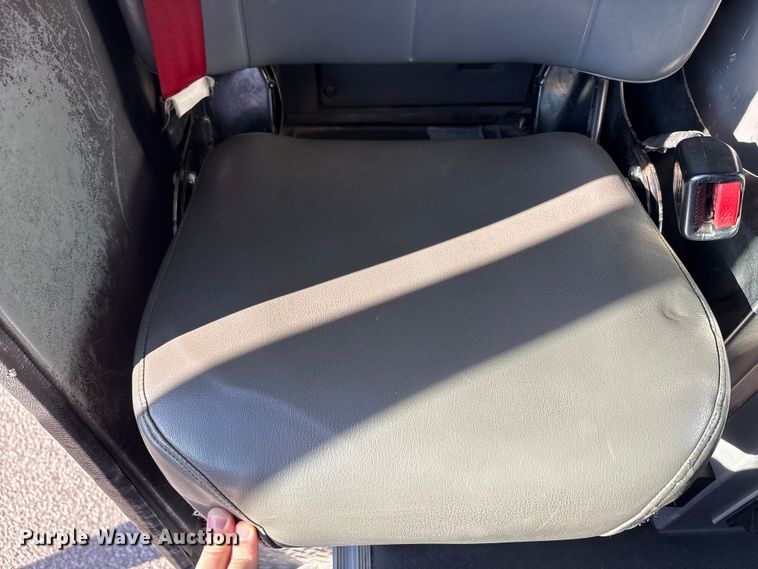 image for item EM6167 2006 American LaFance Metropolitan pumper fire truck