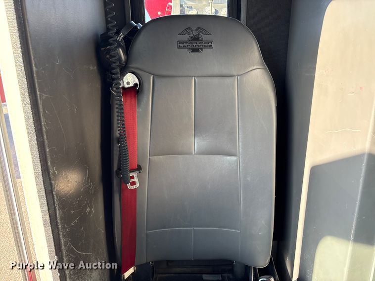 image for item EM6167 2006 American LaFance Metropolitan pumper fire truck