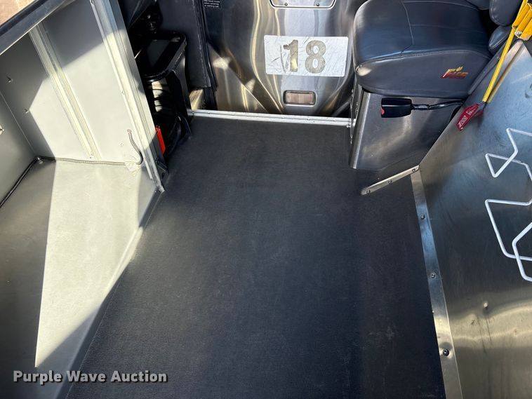 image for item EM6167 2006 American LaFance Metropolitan pumper fire truck