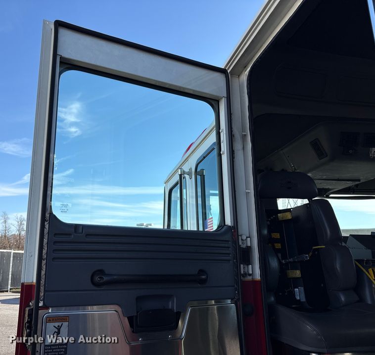 image for item EM6167 2006 American LaFance Metropolitan pumper fire truck