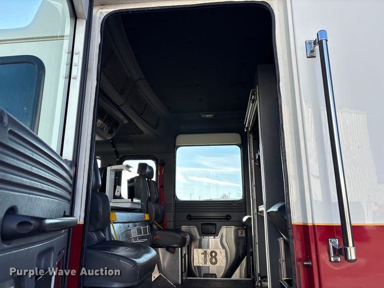 image for item EM6167 2006 American LaFance Metropolitan pumper fire truck