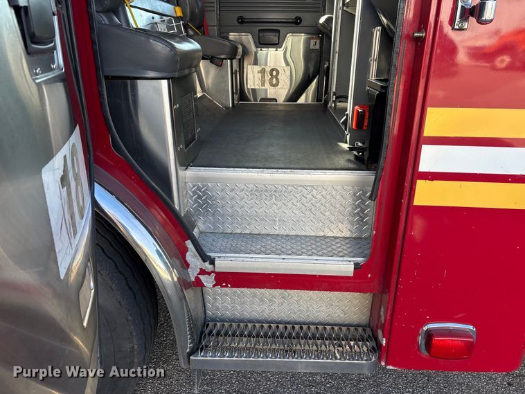 image for item EM6167 2006 American LaFance Metropolitan pumper fire truck