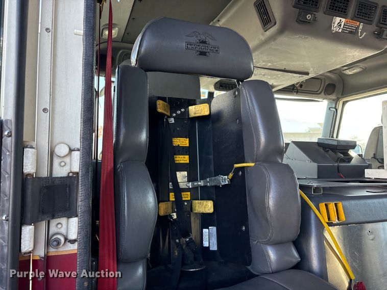 image for item EM6167 2006 American LaFance Metropolitan pumper fire truck