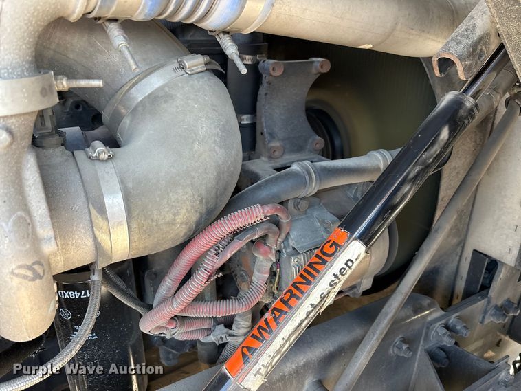 image for item EM6167 2006 American LaFance Metropolitan pumper fire truck