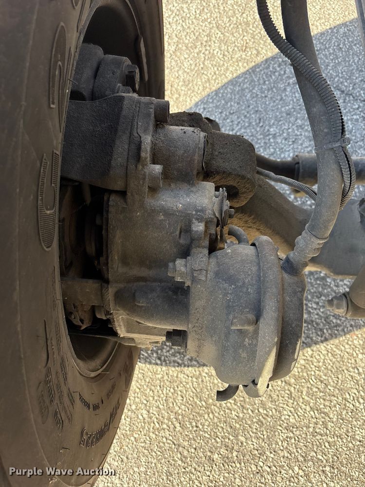 image for item EM6167 2006 American LaFance Metropolitan pumper fire truck