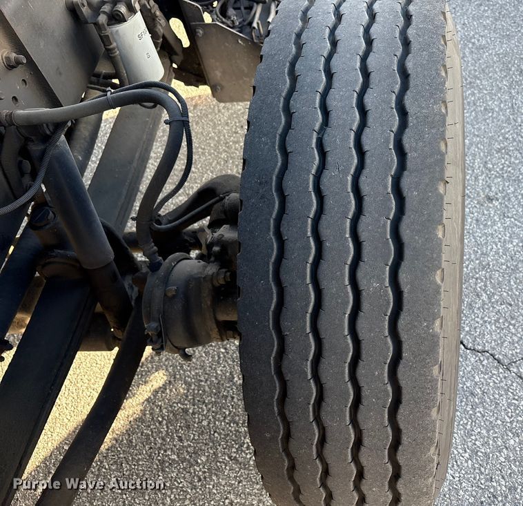 image for item EM6167 2006 American LaFance Metropolitan pumper fire truck