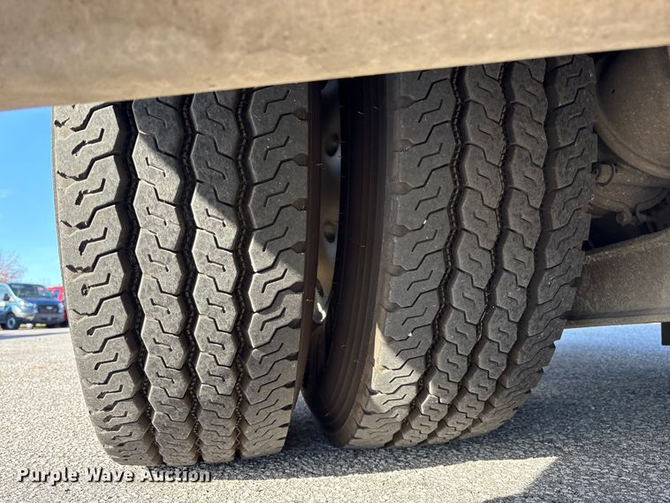 image for item EM6167 2006 American LaFance Metropolitan pumper fire truck