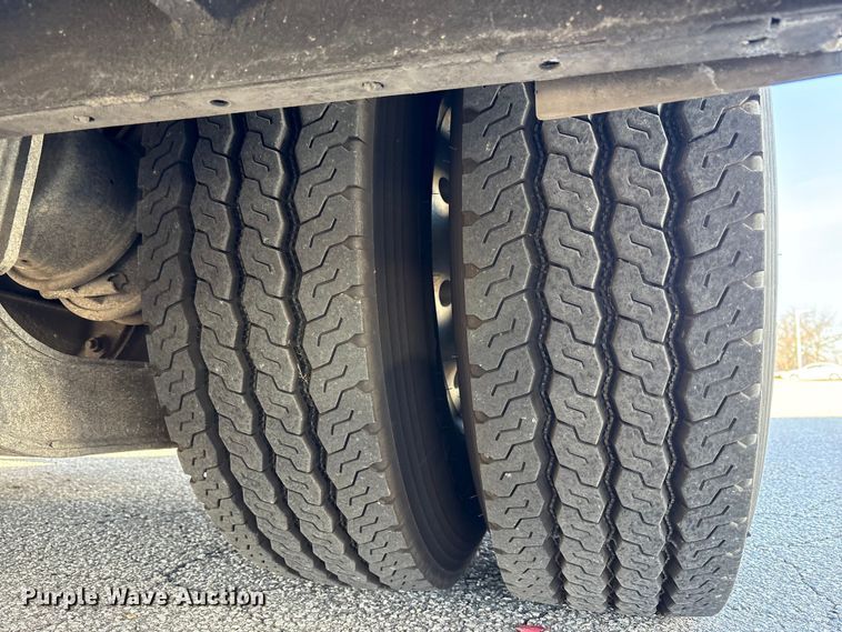 image for item EM6167 2006 American LaFance Metropolitan pumper fire truck