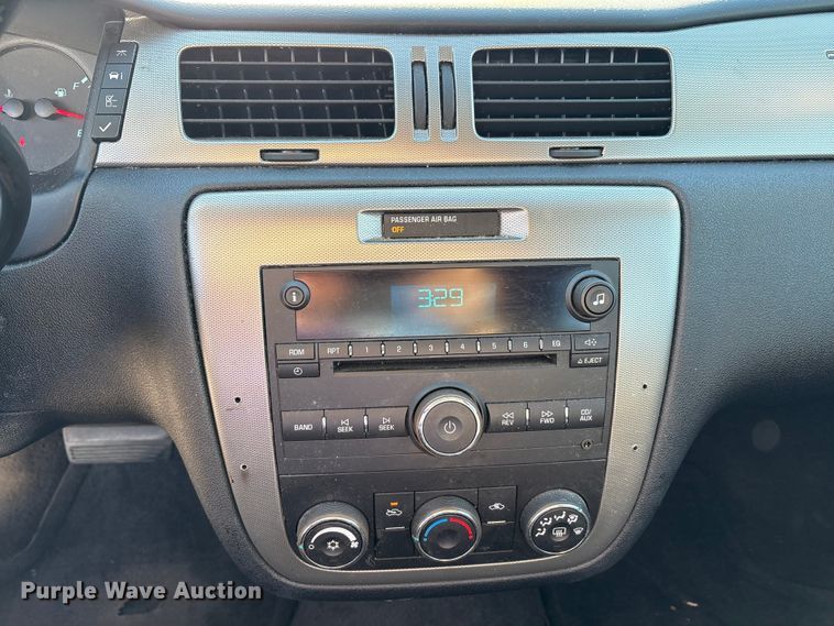 image for item EM6171 2016 Chevrolet Impala Limited Police Cruiser 