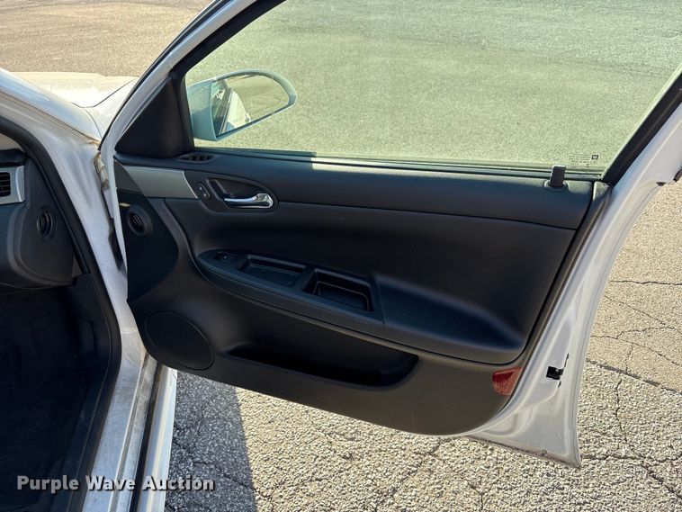 image for item EM6171 2016 Chevrolet Impala Limited Police Cruiser 