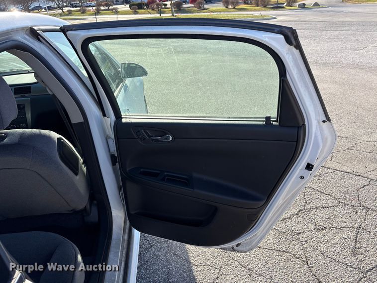 image for item EM6171 2016 Chevrolet Impala Limited Police Cruiser 