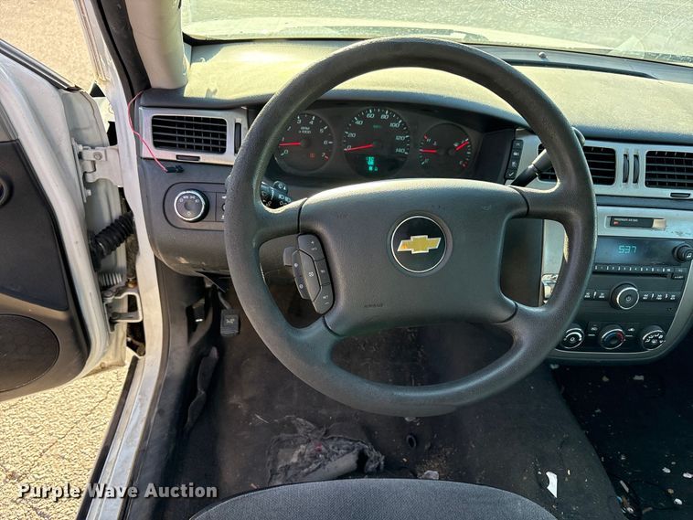 image for item EM6172 2016 Chevrolet Impala Limited Police Cruiser 