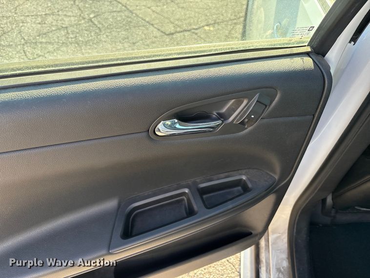 image for item EM6172 2016 Chevrolet Impala Limited Police Cruiser 