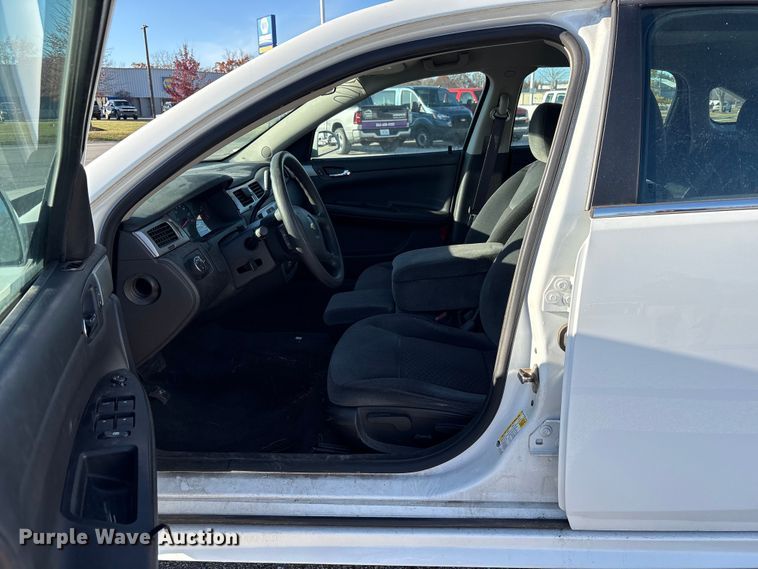 image for item EM6173 2016 Chevrolet Impala Limited Police Cruiser 