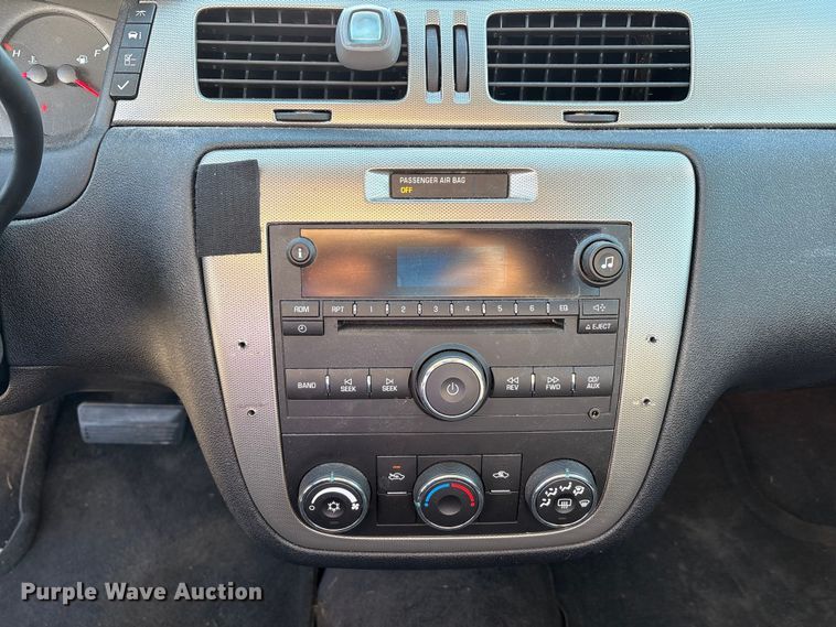 image for item EM6173 2016 Chevrolet Impala Limited Police Cruiser 