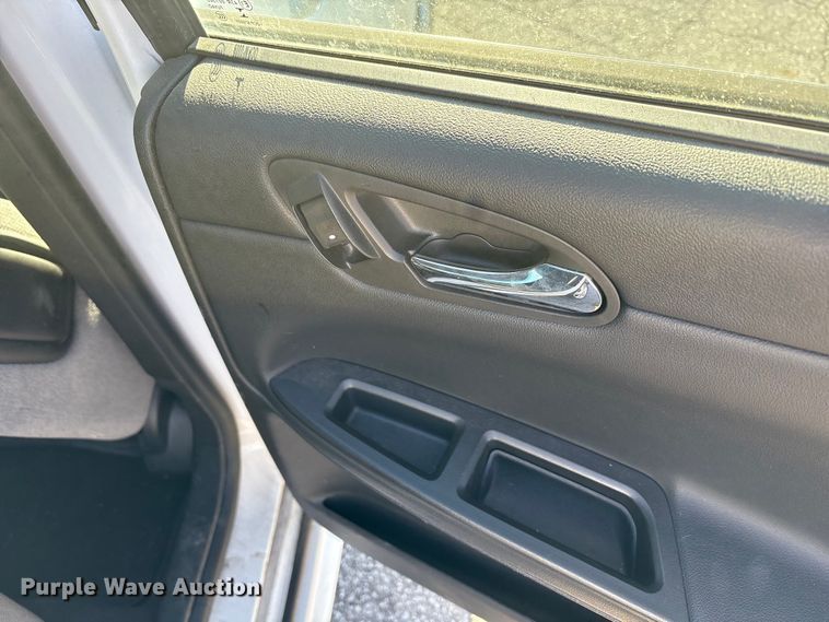 image for item EM6173 2016 Chevrolet Impala Limited Police Cruiser 