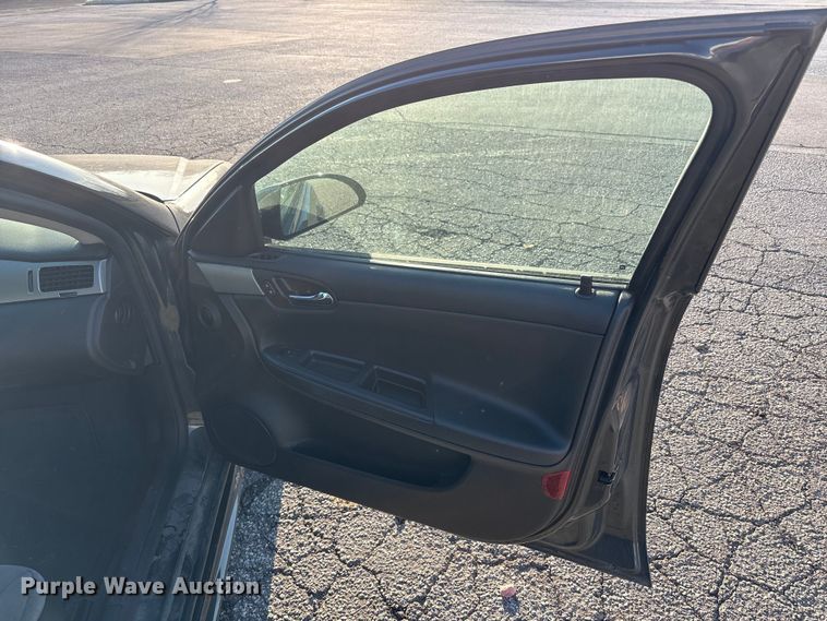 image for item EM6174 2016 Chevrolet Impala Limited Police Cruiser 