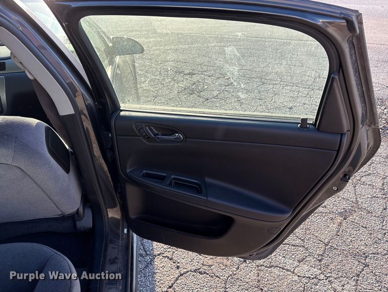 image for item EM6174 2016 Chevrolet Impala Limited Police Cruiser 