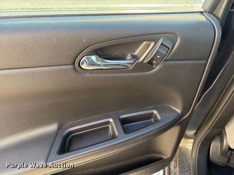 image for item EM6174 2016 Chevrolet Impala Limited Police Cruiser 