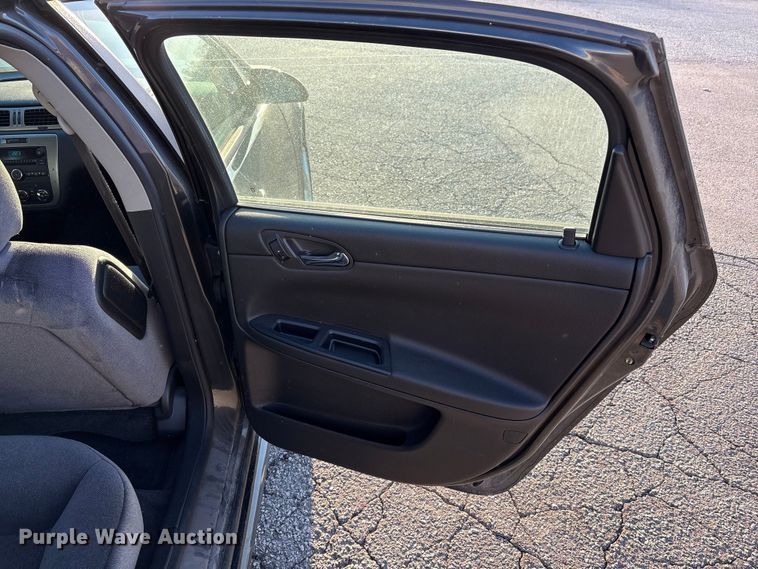 image for item EM6175 2016 Chevrolet Impala Limited Police Cruiser 