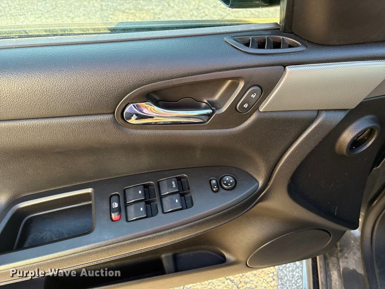 image for item EM6176 2016 Chevrolet Impala Limited Police Cruiser 