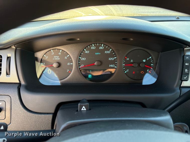 image for item EM6176 2016 Chevrolet Impala Limited Police Cruiser 