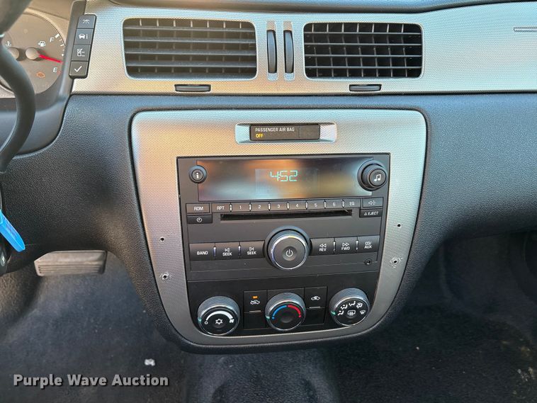 image for item EM6176 2016 Chevrolet Impala Limited Police Cruiser 