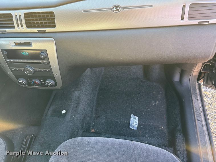 image for item EM6176 2016 Chevrolet Impala Limited Police Cruiser 