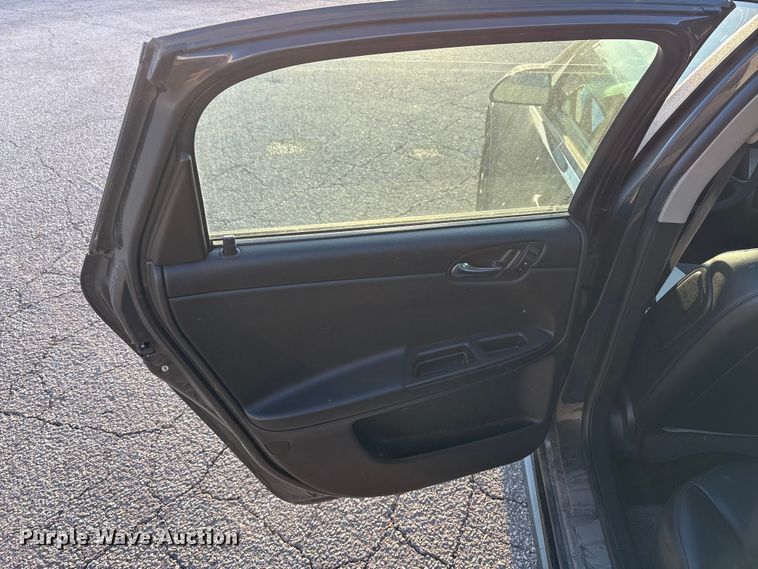 image for item EM6176 2016 Chevrolet Impala Limited Police Cruiser 