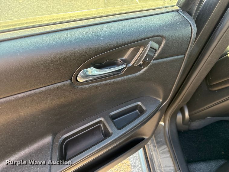 image for item EM6176 2016 Chevrolet Impala Limited Police Cruiser 