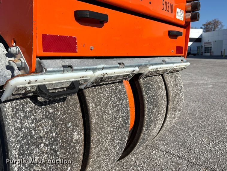 image for item EM6179 2020 HAMM HD 14i VT combination vibratory roller