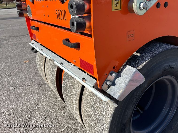 image for item EM6179 2020 HAMM HD 14i VT combination vibratory roller