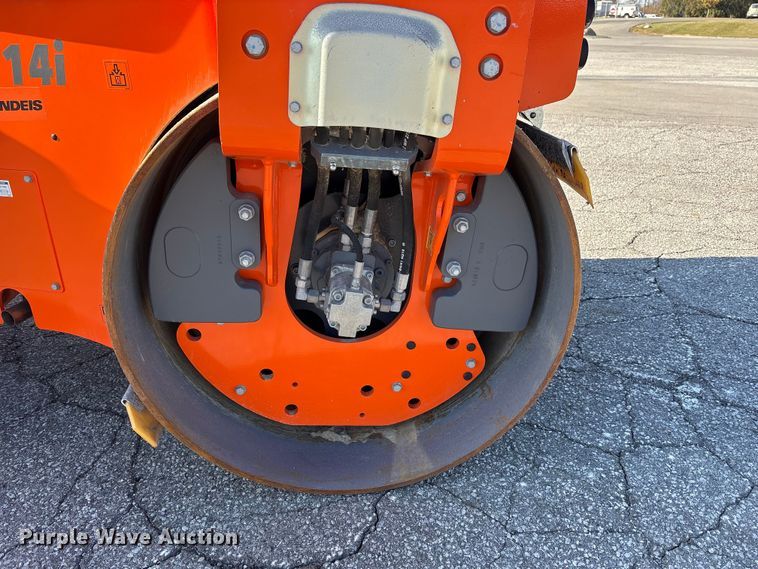 image for item EM6179 2020 HAMM HD 14i VT combination vibratory roller