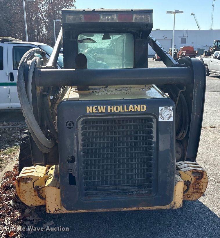 image for item EM6180 2008 New Holland L190 skid steer loader